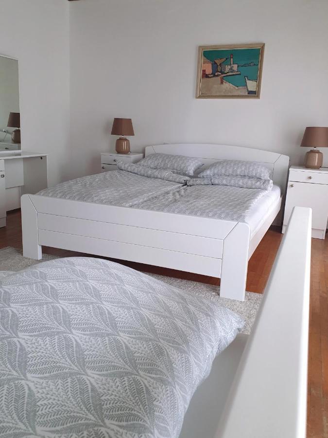Holiday Home Dunja Опатия Экстерьер фото