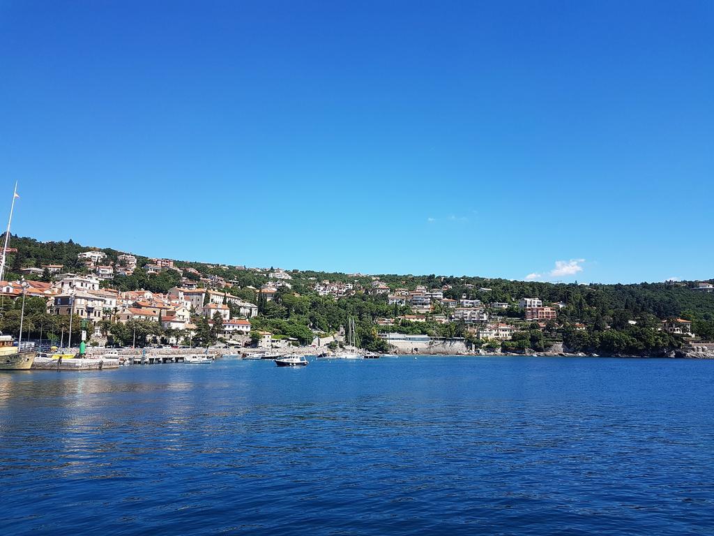 Holiday Home Dunja Опатия Экстерьер фото